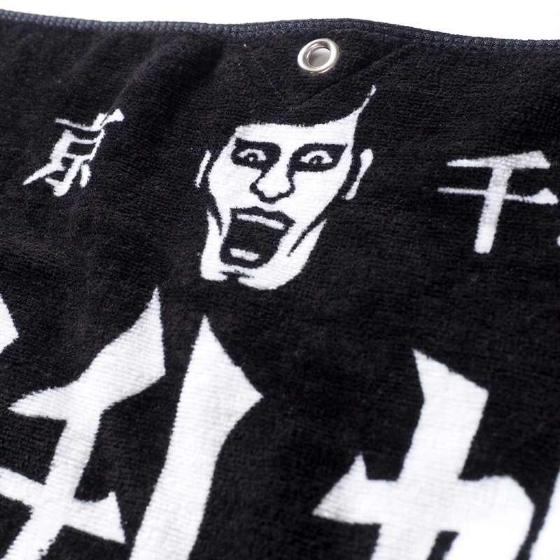 ²������