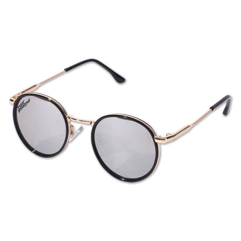 ���󥰥饹��19AW