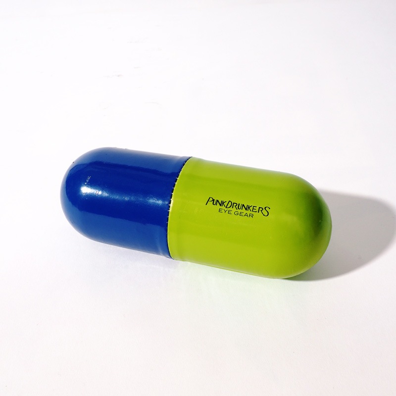 ���󥰥饹��19AW