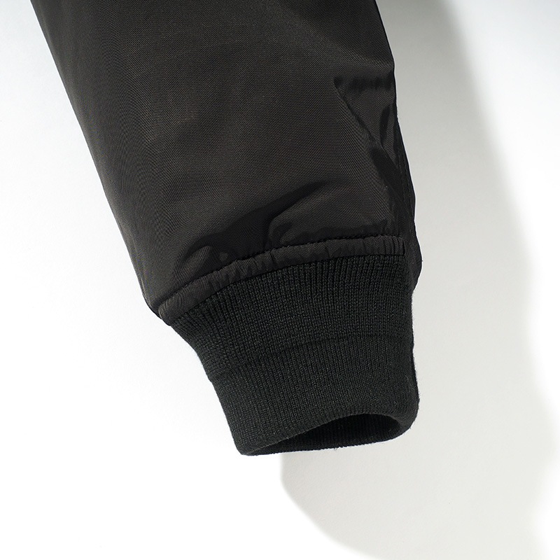 �ݥ��åȤ��äѤ�MA-1.JKT