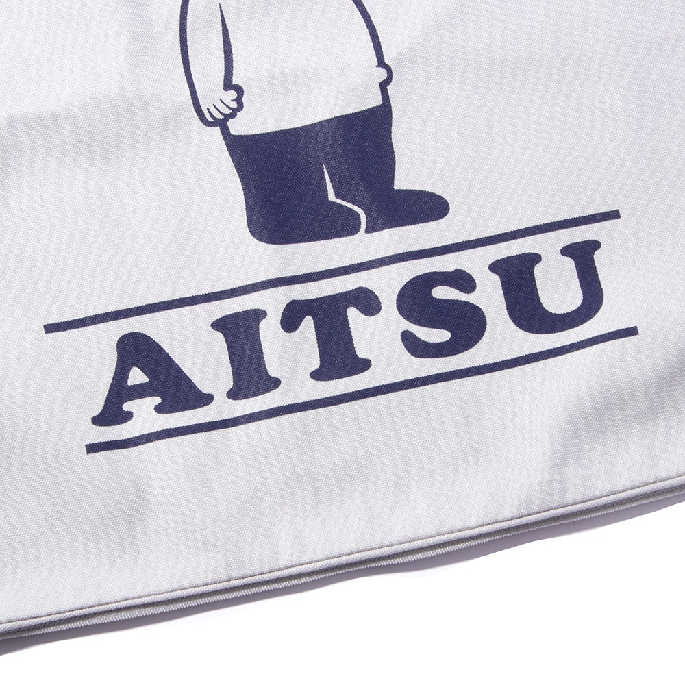 �����ĥ��å���󥫥С�