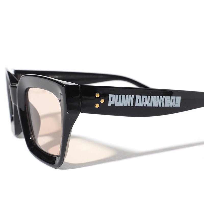 ���󥰥饹21AW