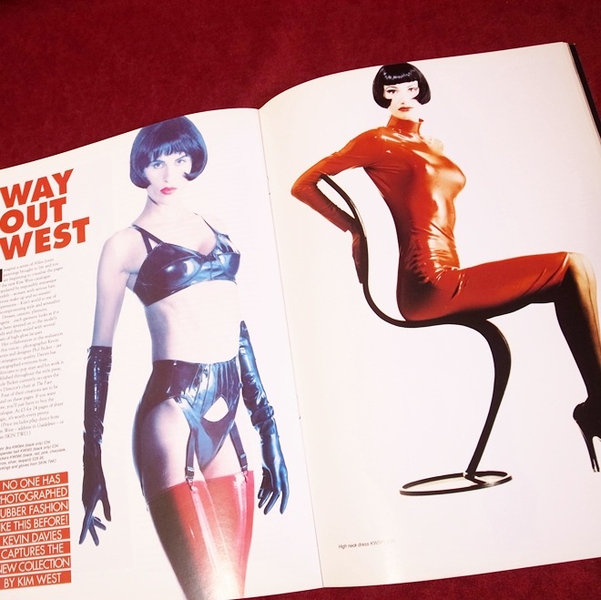 ��SKIN TWO ISSUE No.11��