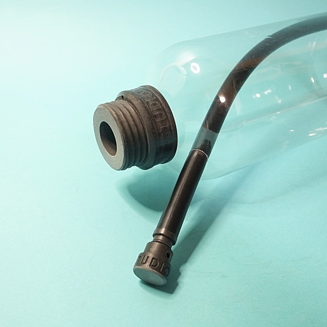 STUDIO GUMUrine-Inhaler Transparent with Reducing Valve 1,0 Liter