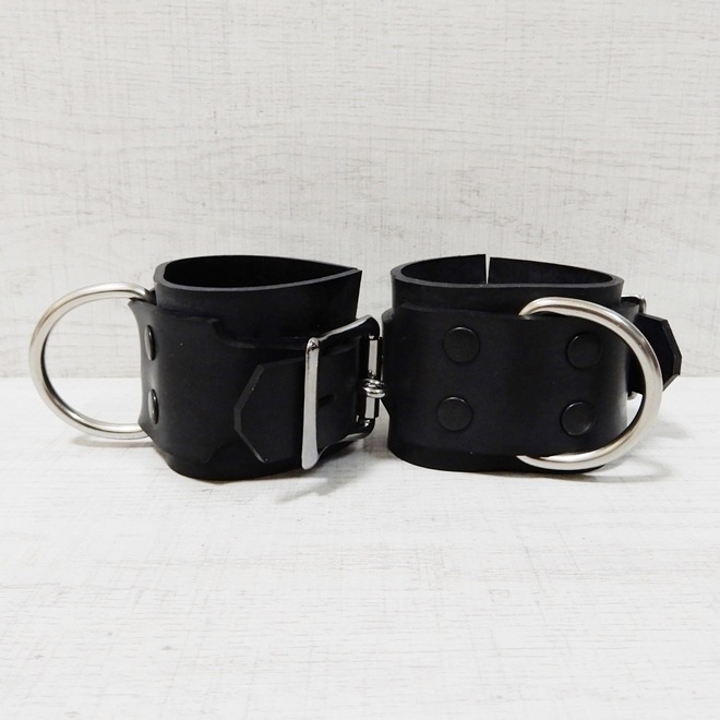 ��Bizarre-Rubber-Shop��Rubber Hand Cuffs 5.5[Black][S]