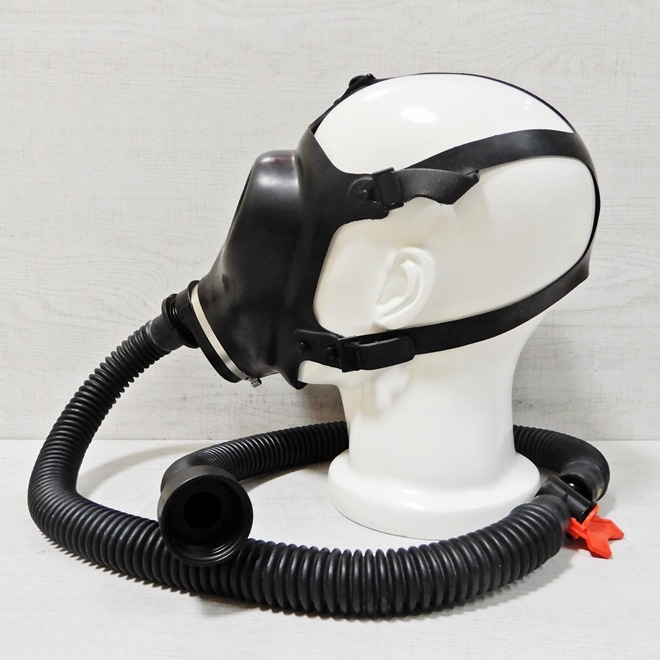 ��Bizarre-Rubber-Shop��Gas Mask Corrugated Tube 130cm with Reducing Valve / Shut-off Valve