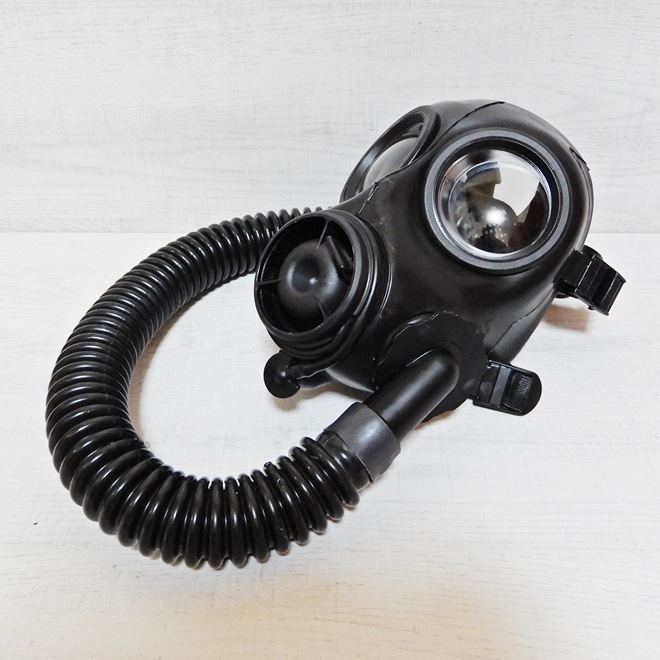 ��Tube��Tube with Angle Connection for Gas Mask with Side Connection