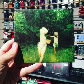 THE WORLD IS A BEAUTIFUL PLACE... / Harmlessness��CD