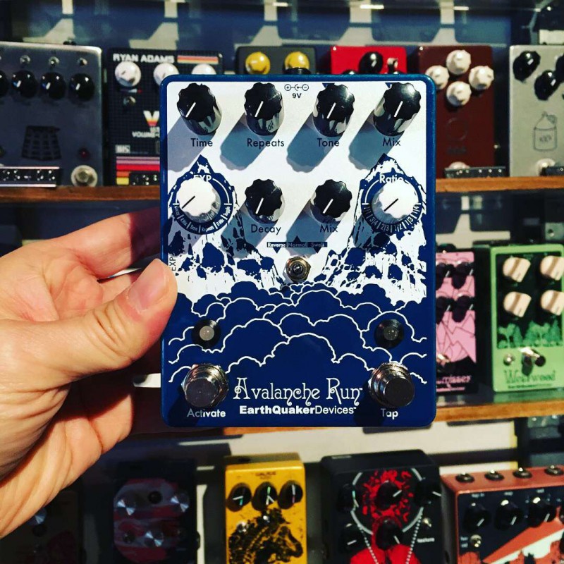 EARTHQUAKER DEVICES / Avalanche Run
