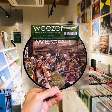 WEEZER / Beverly Hills 7" (USED)