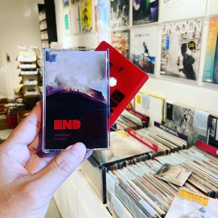 EXPLOSIONS IN THE SKY / End  CASSETTE