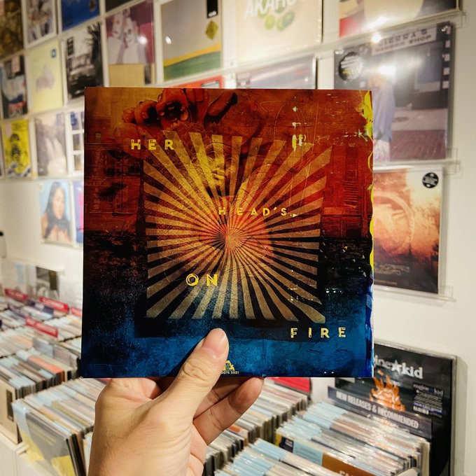 J. ROBBINS / HER HEADS ON FIRE // Split  7"+MP3