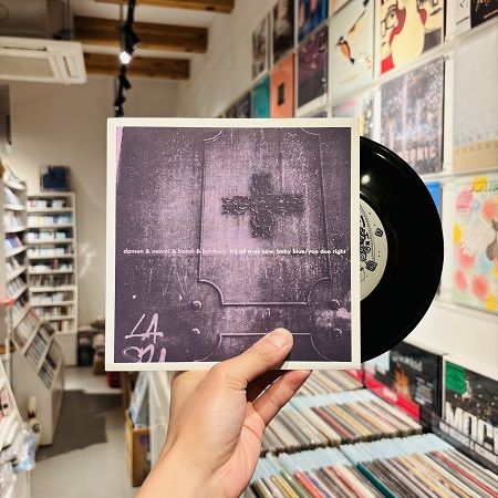 DAMON & NAOMI & BATOH & KURIHARA // It's All Over Now, Baby Blue / Yoo Doo Right 7"(USED)