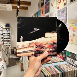 LOW / Dinosaur Act 7