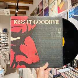 KISS IT GOODBYE / She Loves Me, She Loves Me Not LP(USED)