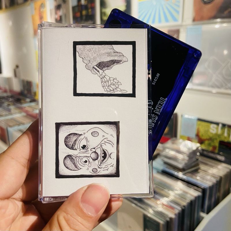 TEEN SUICIDE / Nude descending Staircase Headless CASSETTE