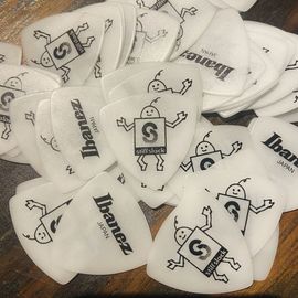 STIFFSLACK / IBANEZ GUITAR PICK (ONIGIRI / WHITE)