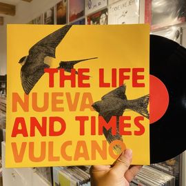 THE LIFE AND TIMES / NUEVA VULCANO - Split 10