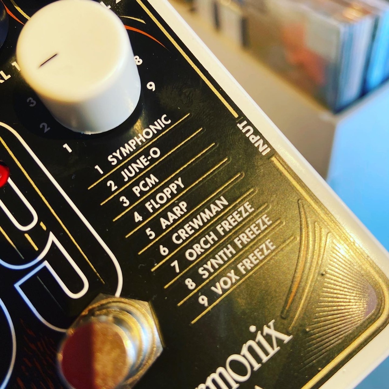 ELECTRO HARMONIX / String Ensemble String9