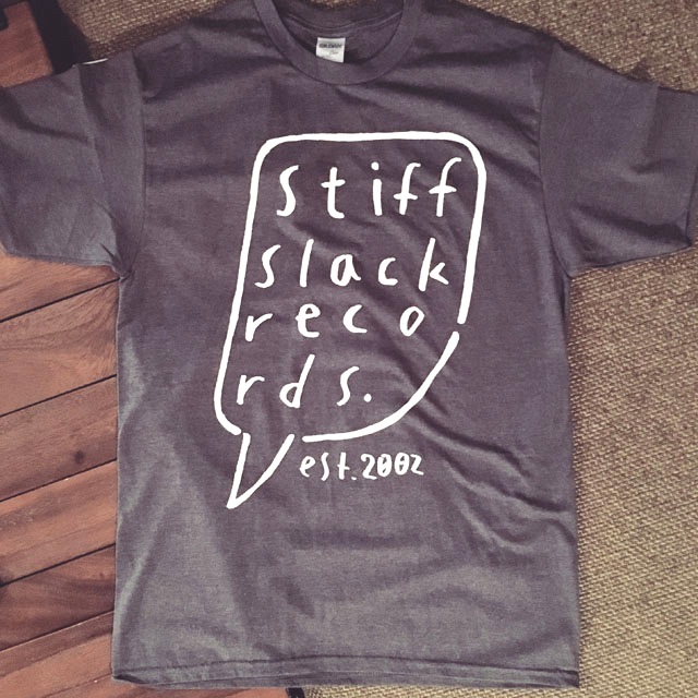 STIFFSLACK / stiffshelf tee