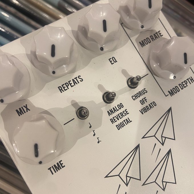 JHS PEDALS / Flight Delay (WHITE)