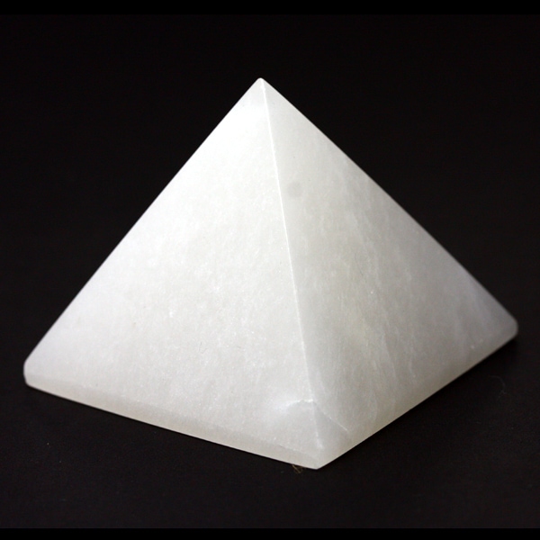 ピラミッドの商品一覧｜パワーストーン卸・天然石卸問屋のストーン