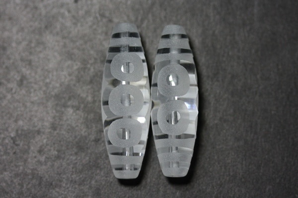 【彫刻ビーズ】水晶 (素彫り) 「太鼓型」 3.8cm 五眼
