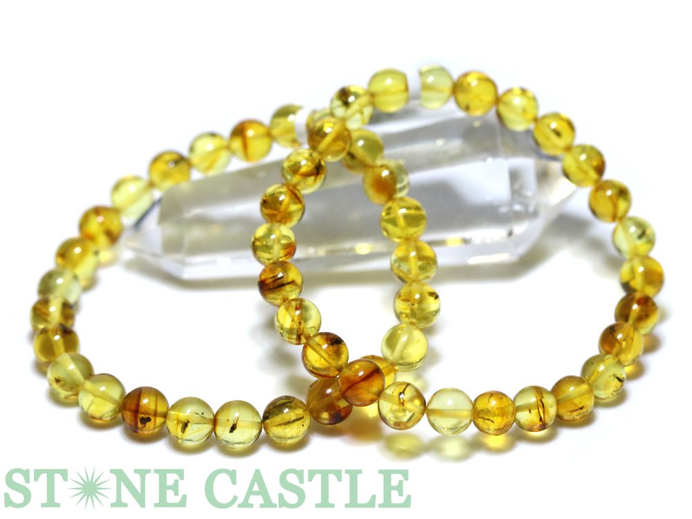 虫入り琥珀のブレスレット　アンバー 虫入りアンバー（琥珀）×ハイクオリティークオーツ（限定数本