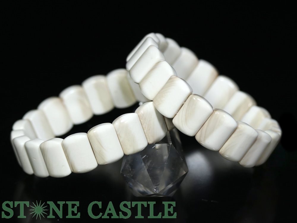 ☆高品質☆【ブレスレット】カプチーノシェル バングル 約10x15mm