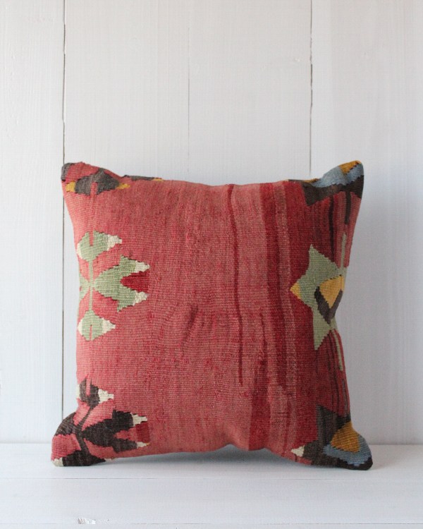 オールドキリムクッション D[生活雑貨とアンティークのオンライン
