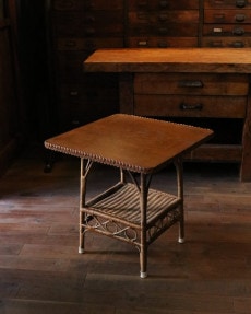 �饿�� ���������ơ��֥�