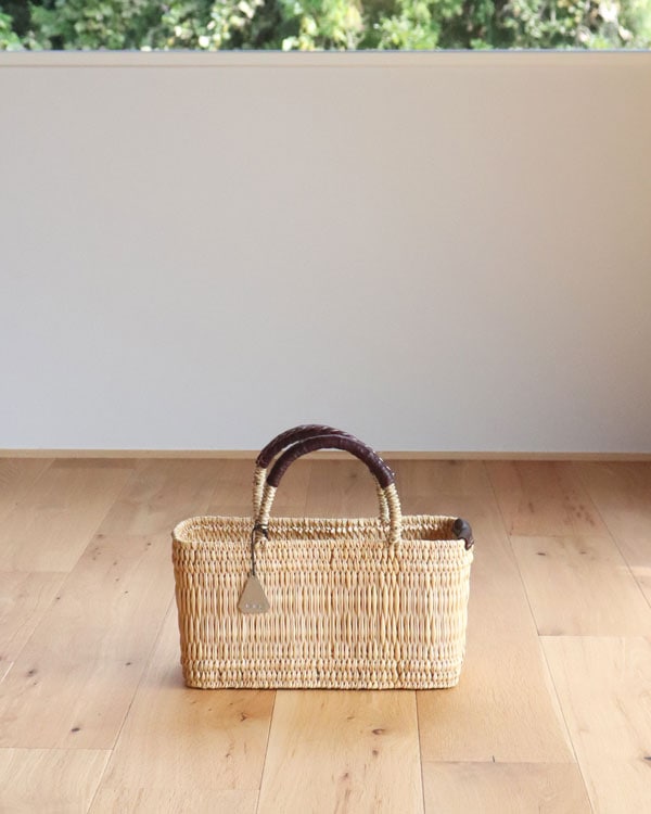 WARANGWAYAN(ワランワヤン) ストローバスケット 四角 浅 ブラック S