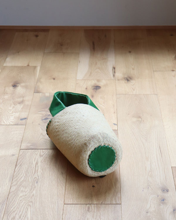 warang wayan(�������) FUTO �饿��׼�Х����å� S ���꡼��