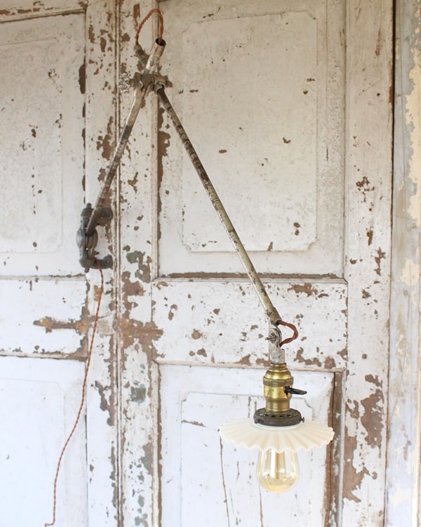 m*o様 O C WHITE WALL MOUNT LAMP アンティーク　ラン O C WHITE WALL MOUNT LAMP アンティークランプUSA