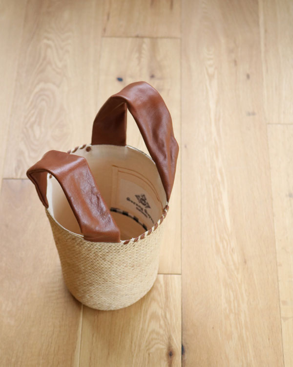 warang wayan(�������) FUTO �饿��׼�Х����å� �֥饦�� S