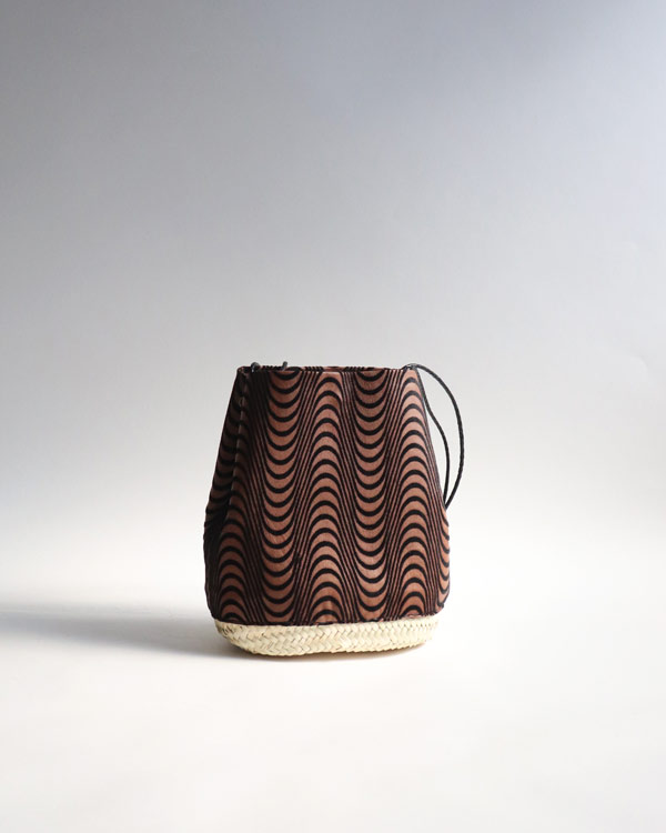 最終値下WARANGWAYANワランワヤンSacNousnous moyen WARANGWAYAN(ワランワヤン) Sac Nousnous (ノスノス ) ブラック