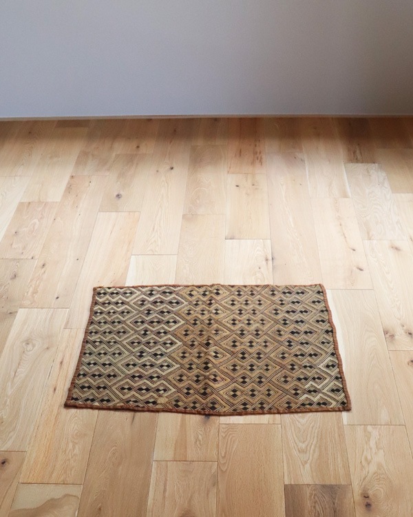 アフリカンテキスタイル クバ布（草ビロード）KF-02