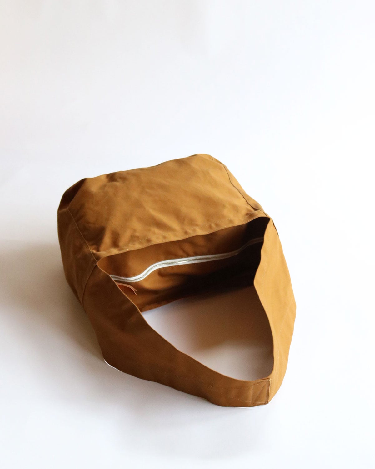 LABOR DAY Newspaper Bag / Camel