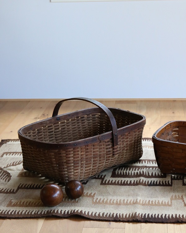 "J FISHER." �ϡ��٥��ȥХ����å�