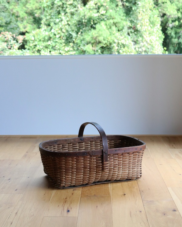 "J FISHER." �ϡ��٥��ȥХ����å�