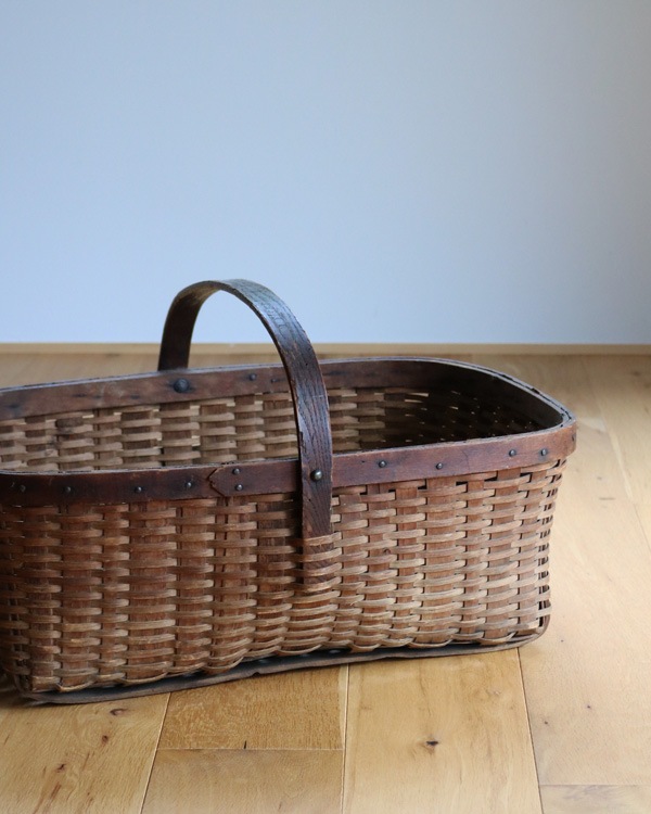 "J FISHER." �ϡ��٥��ȥХ����å�