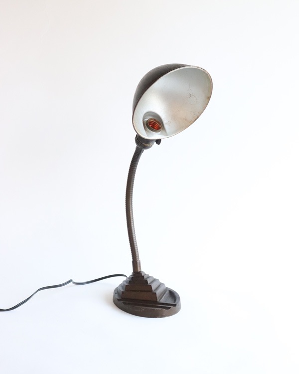 Art Deco Base Desk Lamp
