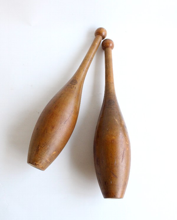 【ヴィンテージ】 インディアンクラブ 木製 ジャグリングクラブ アンティーク ヴィンテージ】 インディアンクラブ 木製 ジャグリングクラブ