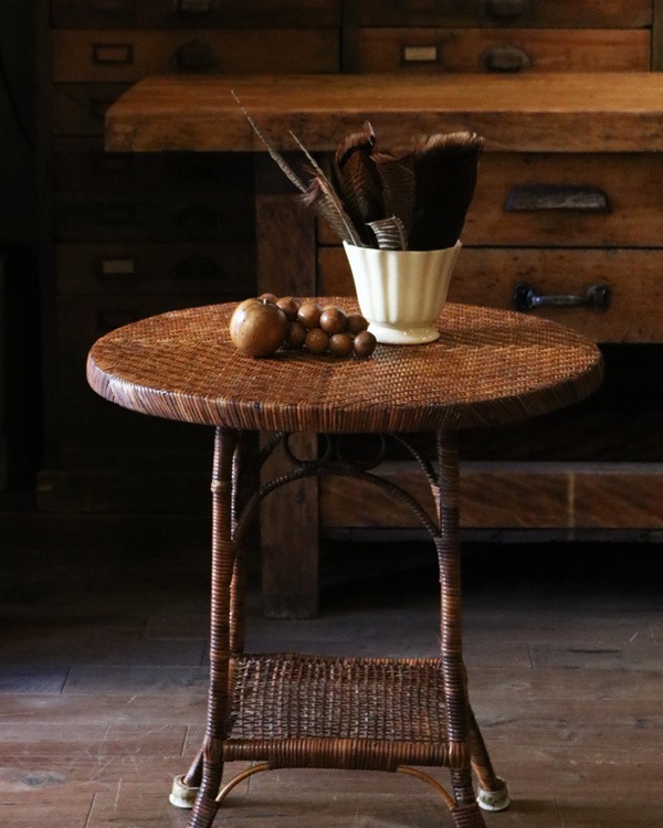 ラタン製ラウンドテーブル ラタン製ラウンドテーブル