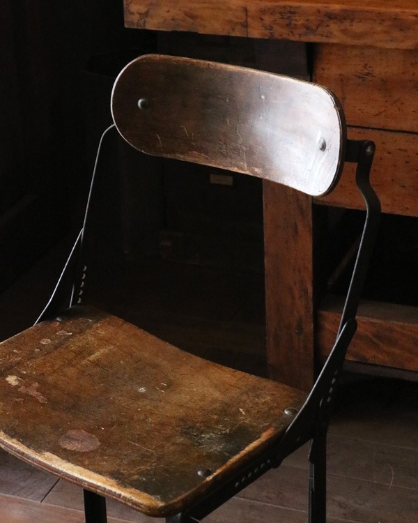 インダストリアルチェア