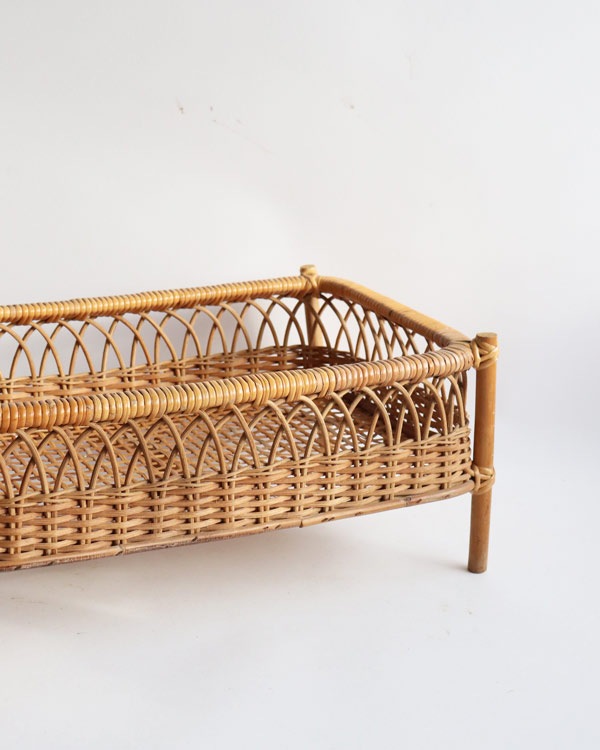 �饿�� æ�ᤫ��������ɥ����� Low