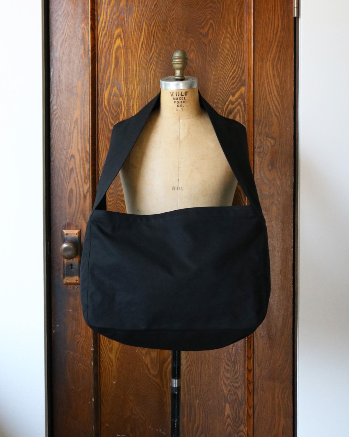 LABOR DAY Newspaper Bag / Black