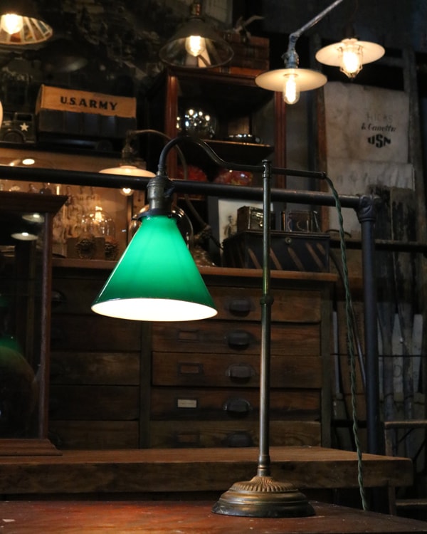 NICKEL PLATED スウィングアーム ランプ　faries VINTAGE ANTIQUE FARIES C ARM CARVED ARM DESK LAMP