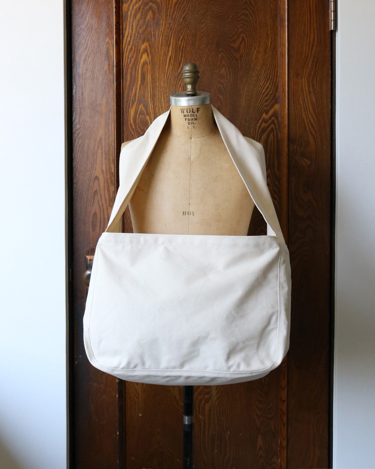 LABOR DAY Newspaper Bag / Natural