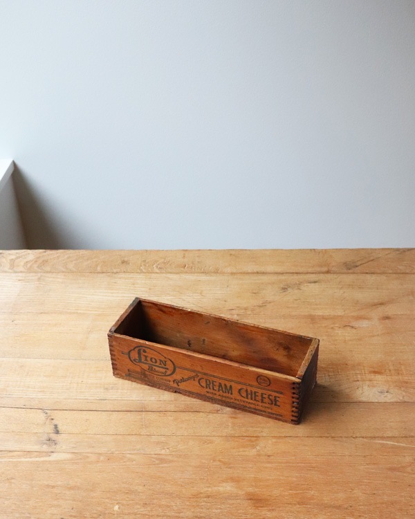 "LION" ֥ɤΥܥå CB-017